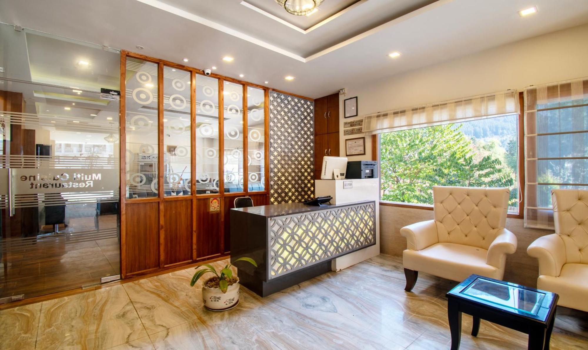Ambika Residency, Near Hidimba Devi Temple Hotel Manāli Buitenkant foto